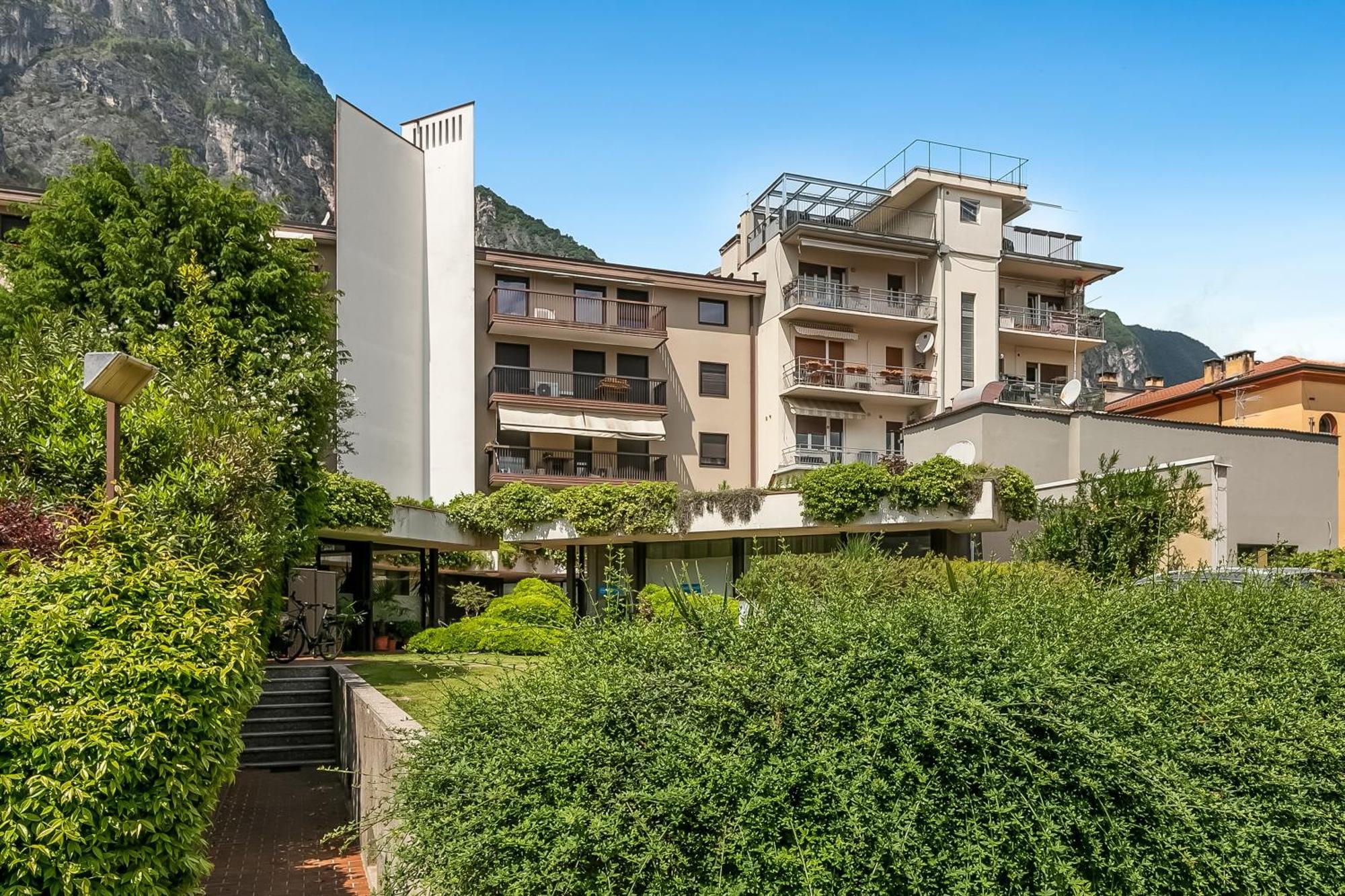 Appartamento Amy - Happy Rentals Riva del Garda Buitenkant foto